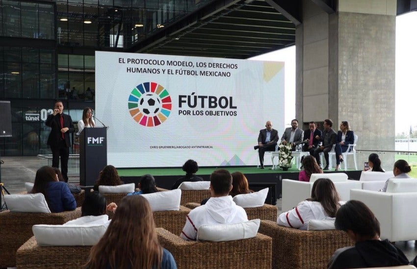 Presentación del protocolo en la FMF