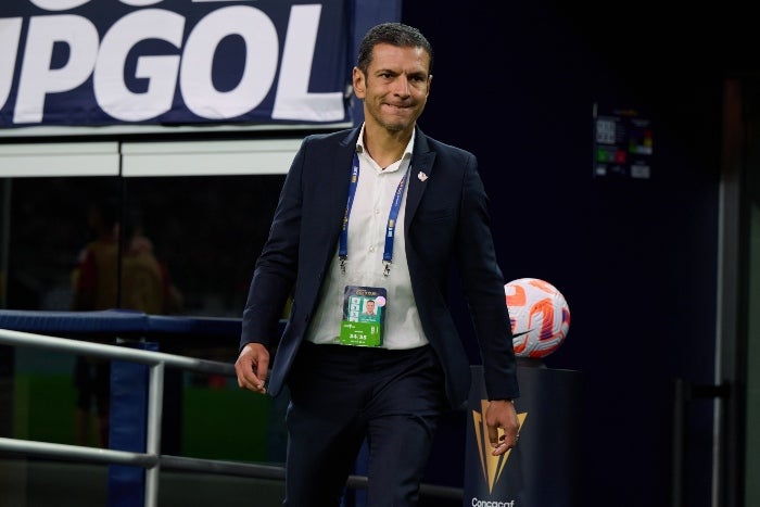 Jimmy Lozano en el partido vs Costa Rica