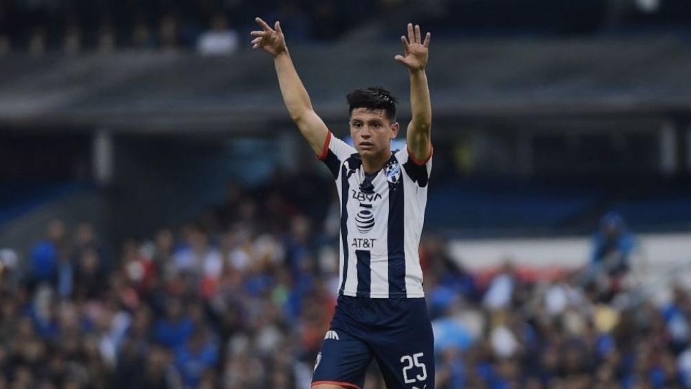 Jonathan en un partido con Monterrey