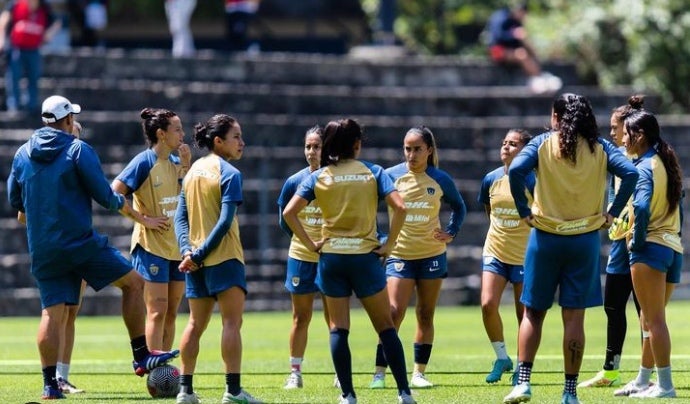 Entrenamiento de Pumas Femenil