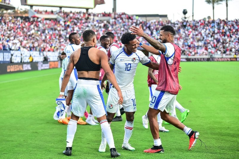 Jugadores de Panamá celebrando la victoria 