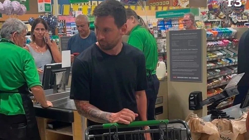 ¡Nadie le hizo caso! Lionel Messi pasó desapercibido en supermercado de Miami 