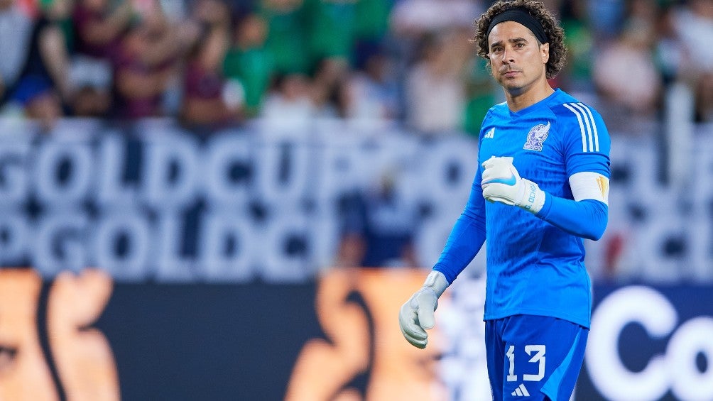 Guillermo Ochoa con la Selección Mexicana