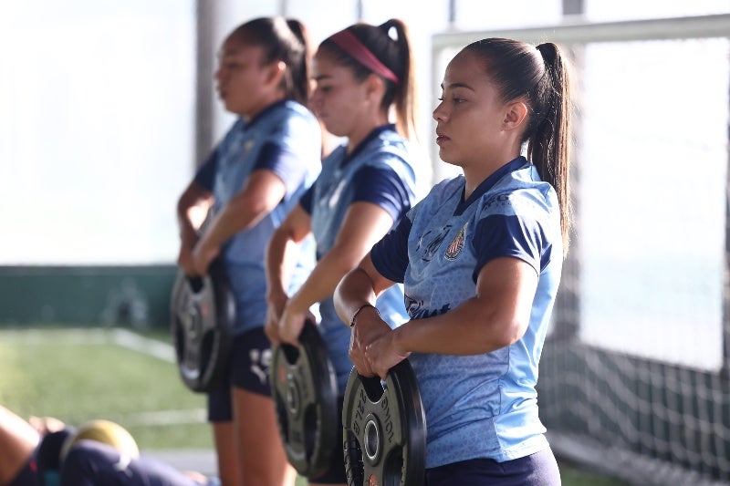 Entrenamiento de las Chivas Femenil 