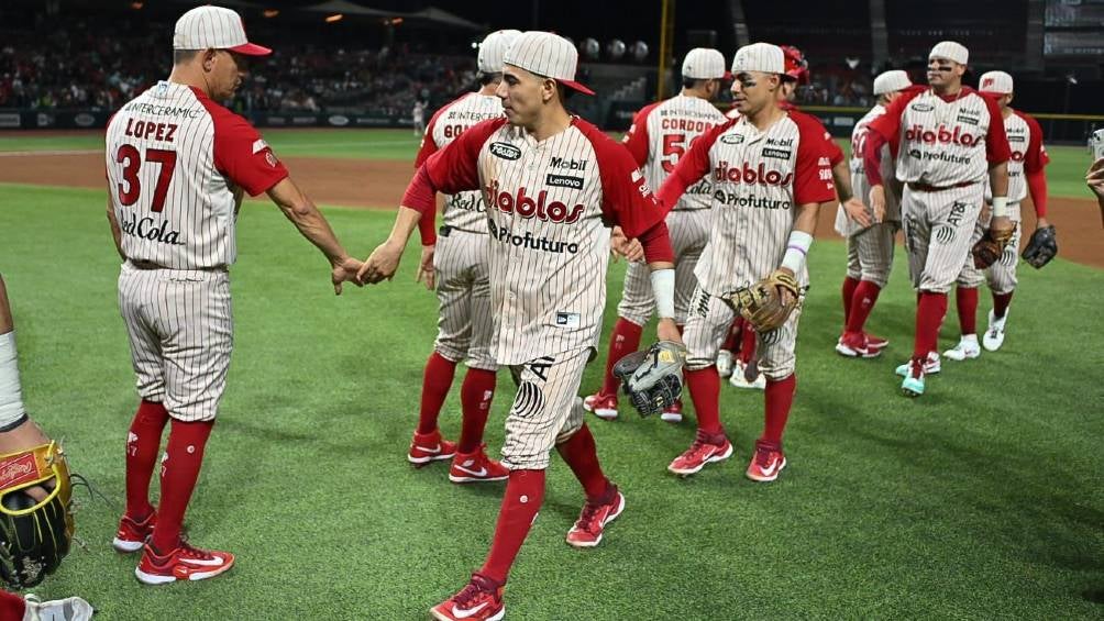 Diablos celebra la victoria