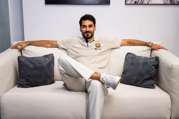 Gündogan ya luce los colores del Barcelona