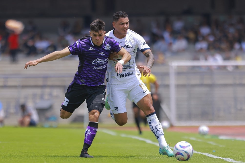 Toro Fernández ya debutó con Pumas