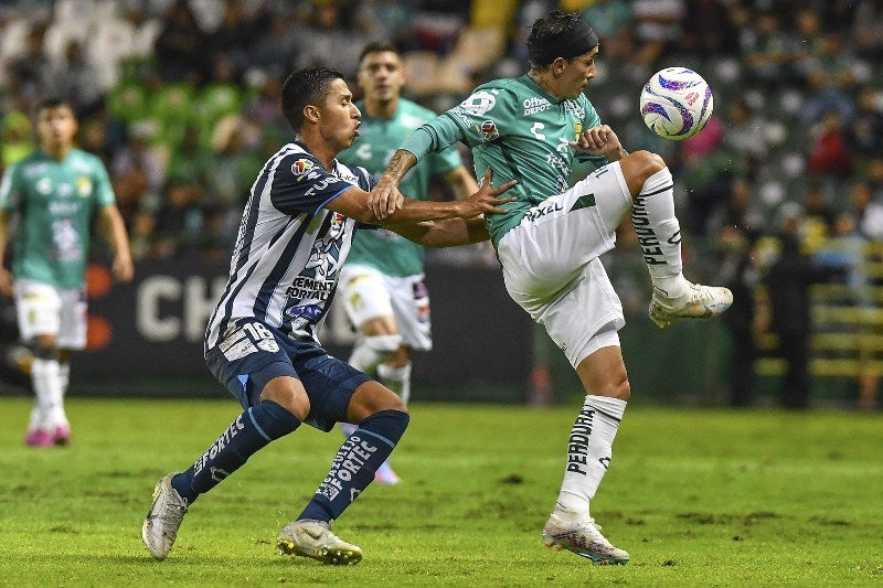 Pachuca jugando contra León en el AP23