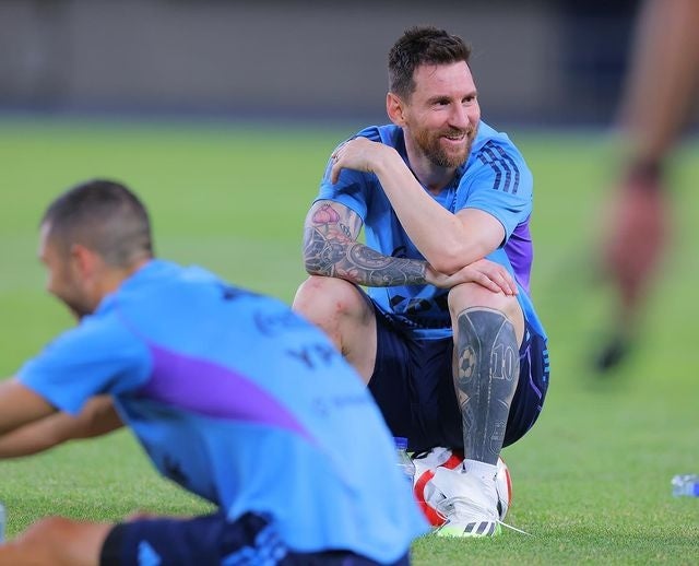 Messi en el entrenamiento con Argentina