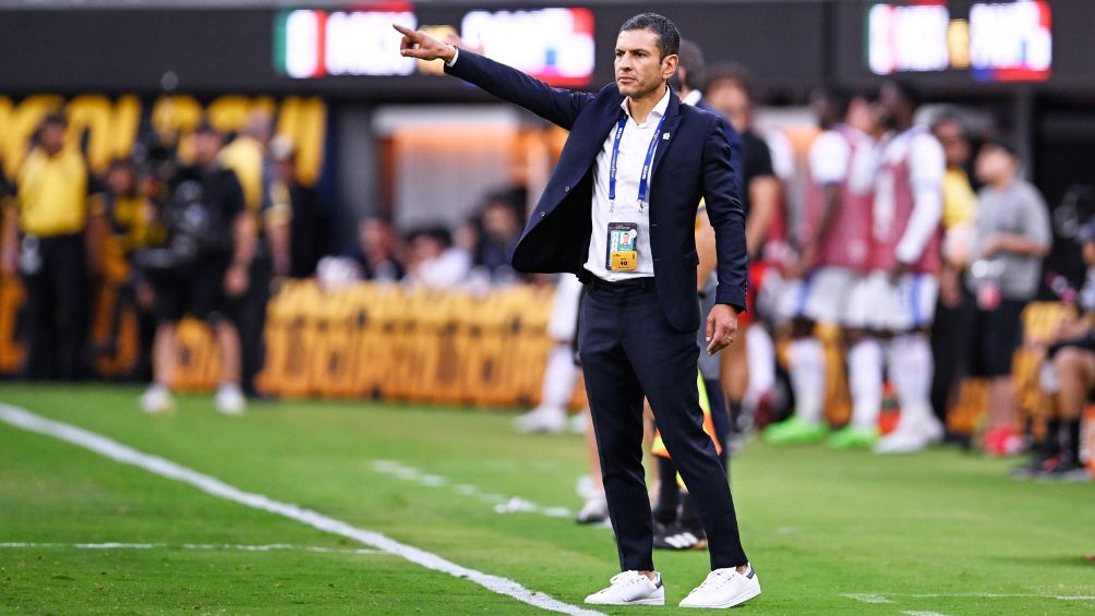 Lozano durante un juego de Copa Oro