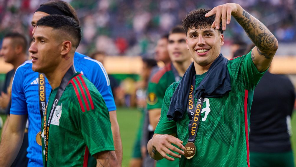 Jorge celebra la consecución de la Copa Oro