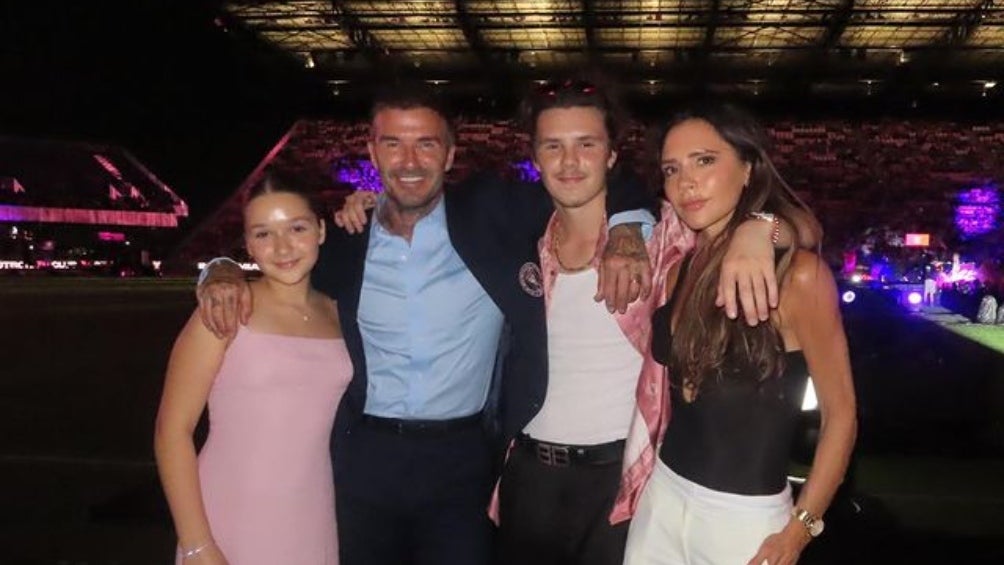 David Beckham junto a su familia en la presentación de Messi 