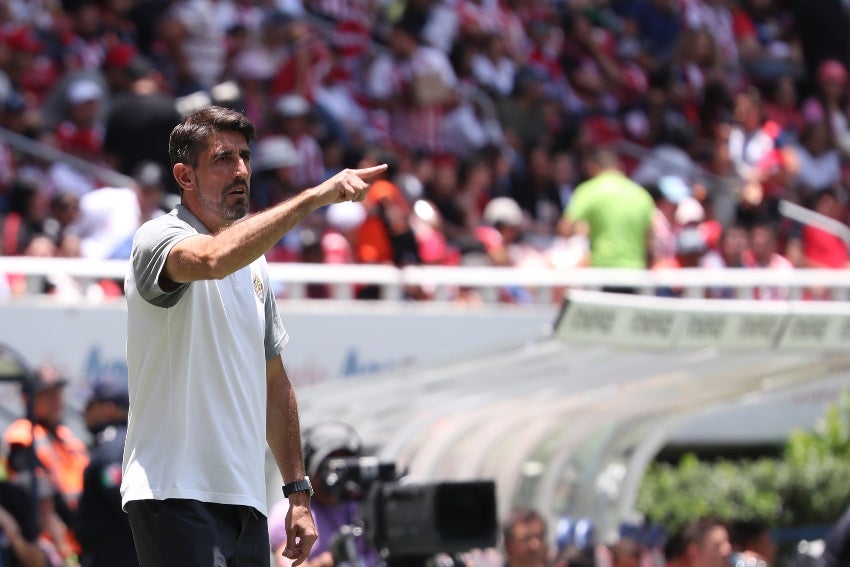 Paunovic en un partido de Chivas