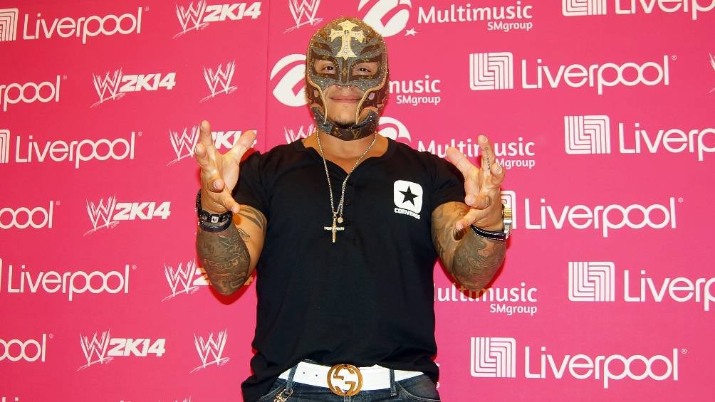 Rey Misterio regresa a México con WWE