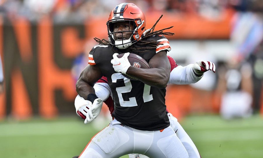 Kareem Hunt con los Browns