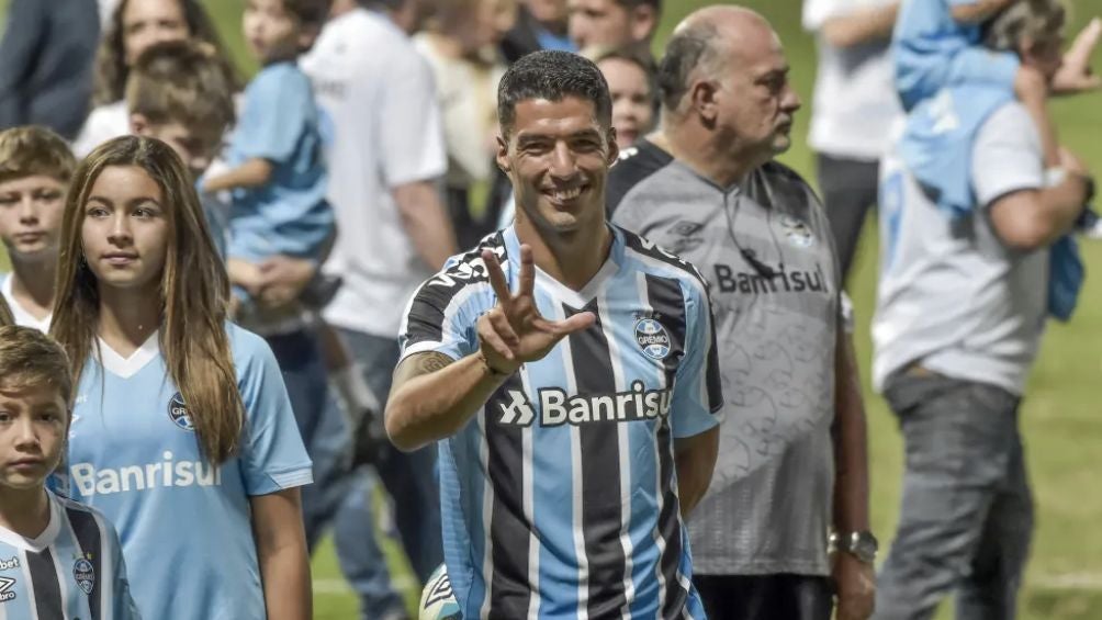 Suárez no continuará con Gremio tras llegar a un acuerdo