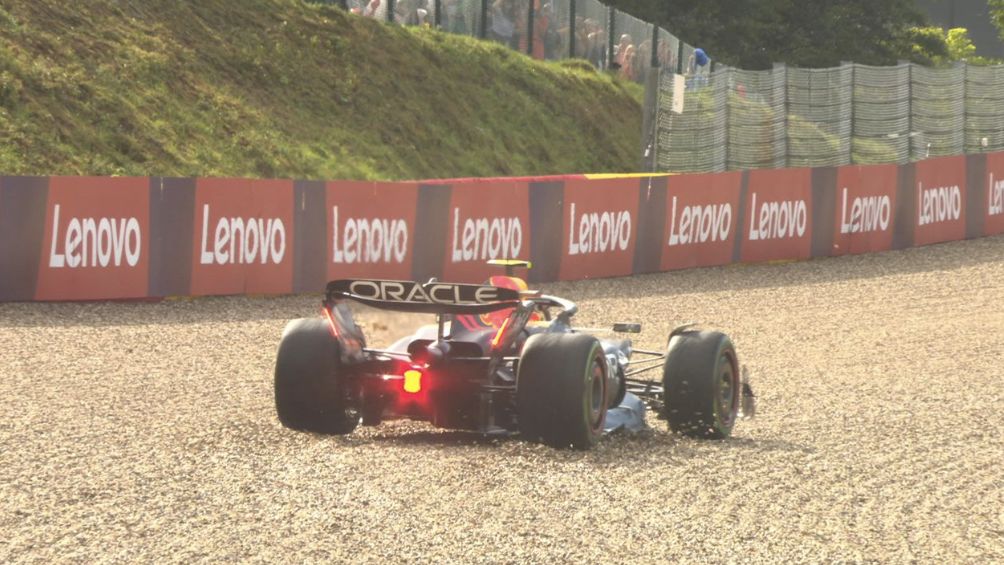 Pérez en la trampa de arena en Spa-Francorchamps