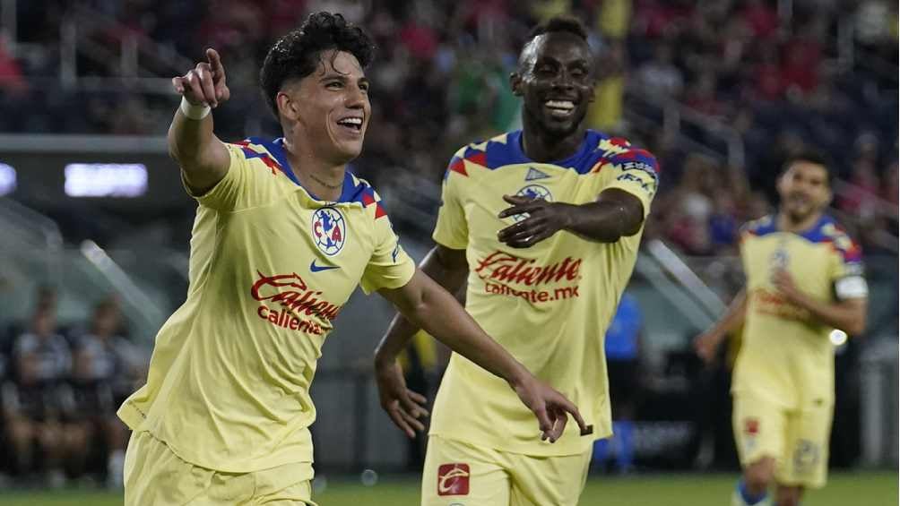 América busca el pase