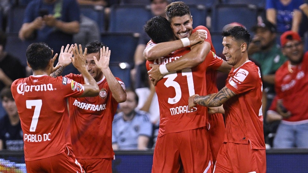 Toluca en celebración de gol en Leagues Cup