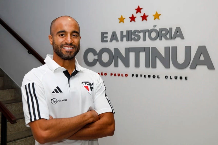 Lucas Moura en su presentación con Sao Paulo