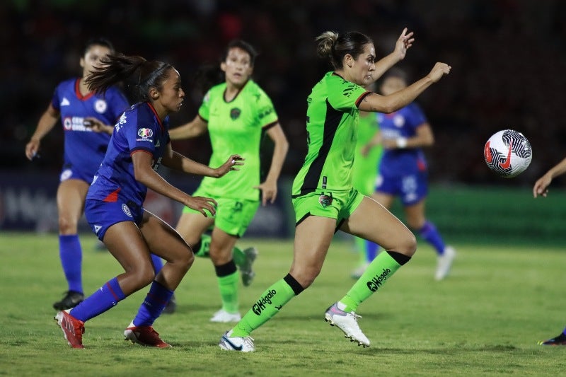 FC Juárez enfrentando al Cruz Azul 