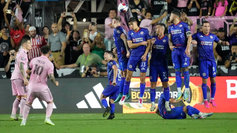 Lionel Messi marcó el gol a Cruz Azul