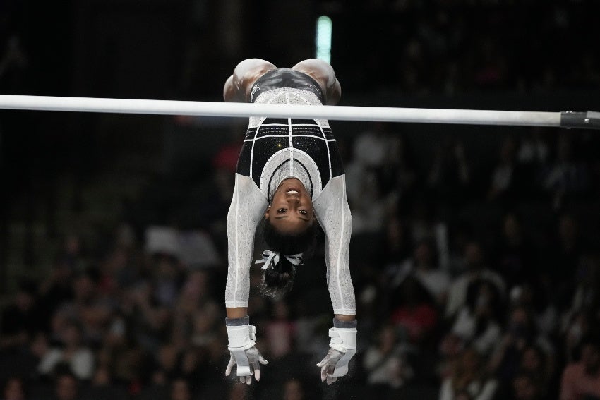 Simone Biles vuelve a brillar tras 2 años de parón