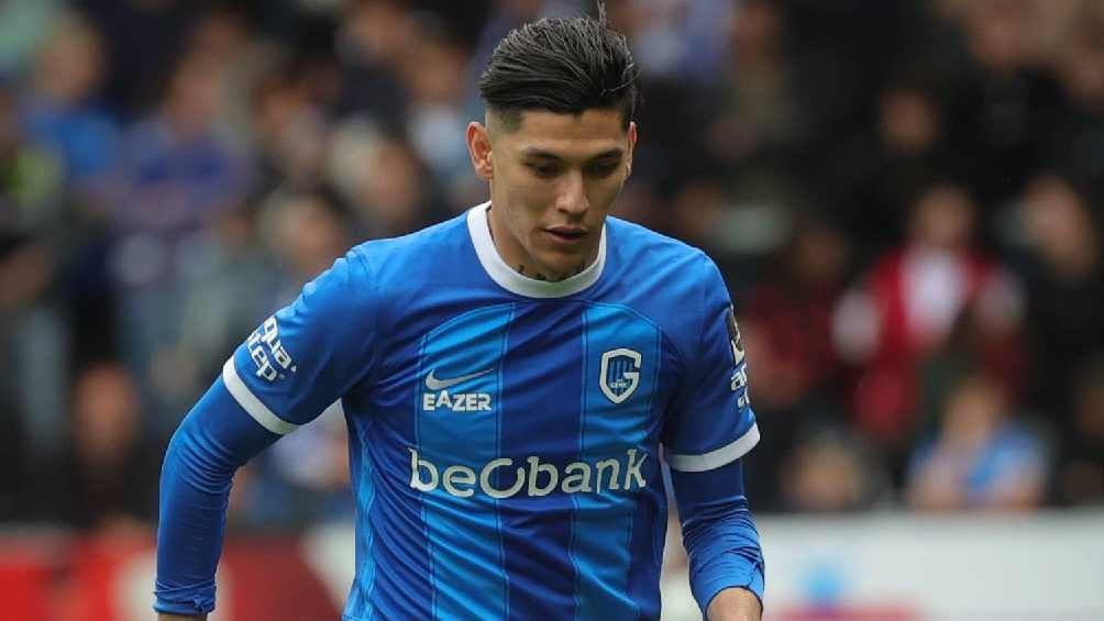 Genk suma su primera derrota de la temporada; Gerardo Arteaga jugó los 90 minutos