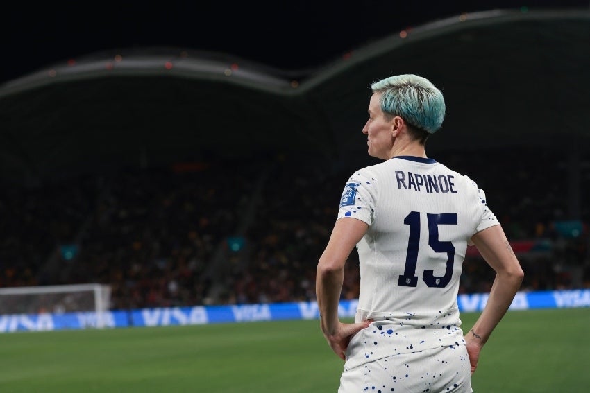 Rapinoe se retira del futbol