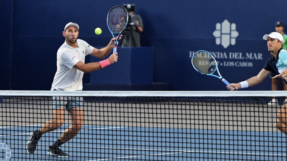 Santiago y su compañeros ganaron el Abierto de Los Cabos en dobles