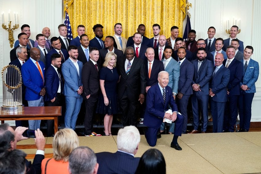 Joe Biden con los Astros en la Casa Blanca