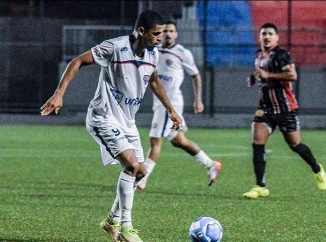 José Aldean Oliveira de Jesus durante un partido