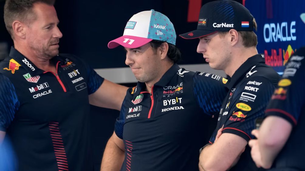 Checo junto a Max Verstappen