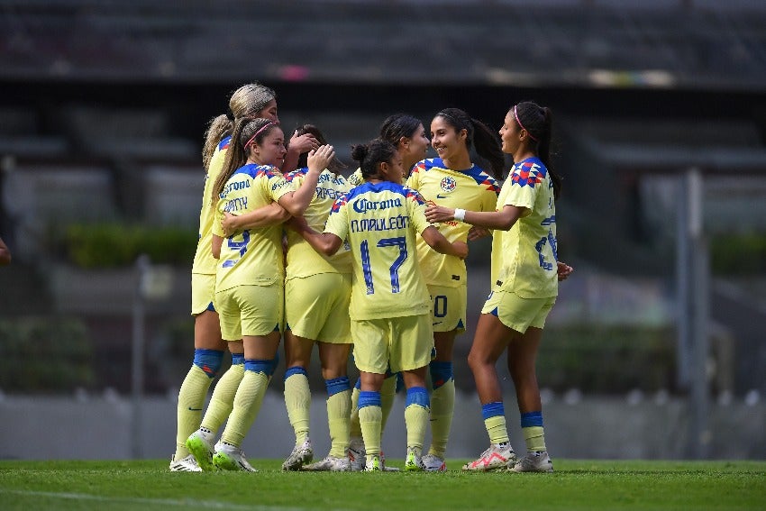 América Femenil en celebración de gol