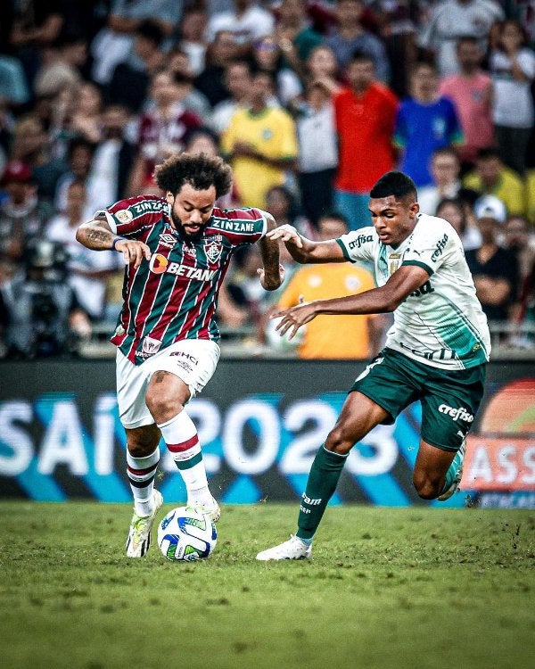 Marcelo con la playera del Fluminense 