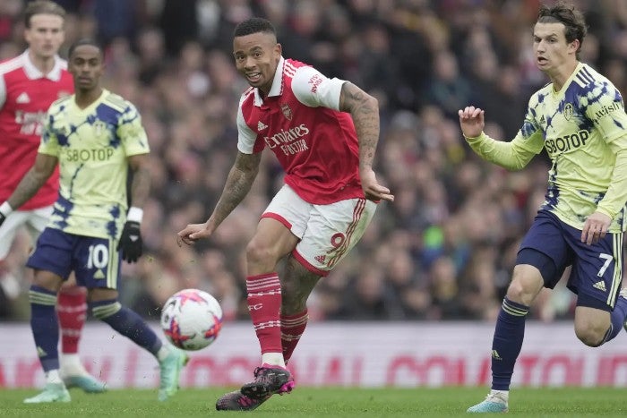 Gabriel Jesús jugando con el Arsenal 