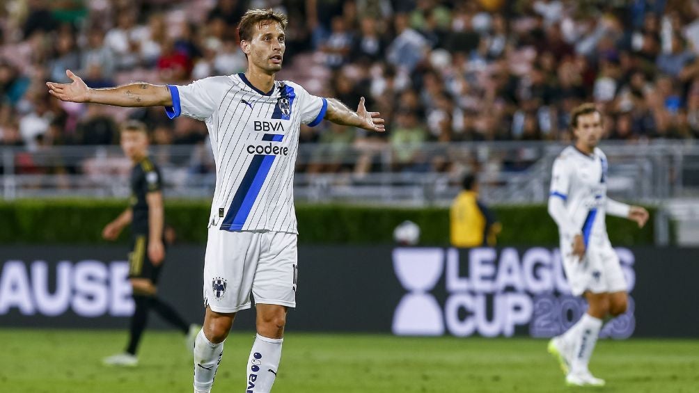 Sergio Canales durante el encuentro ante LAFC