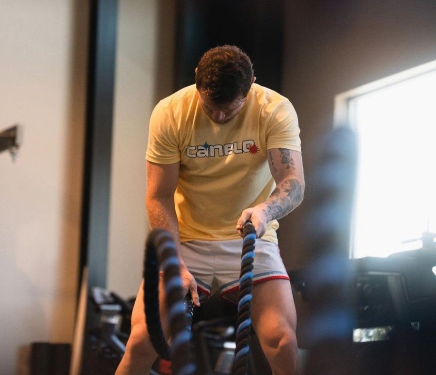 Saúl Álvarez entrenando