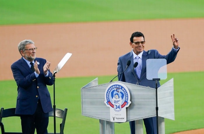 Fernando Valenzuela durante la ceremonia