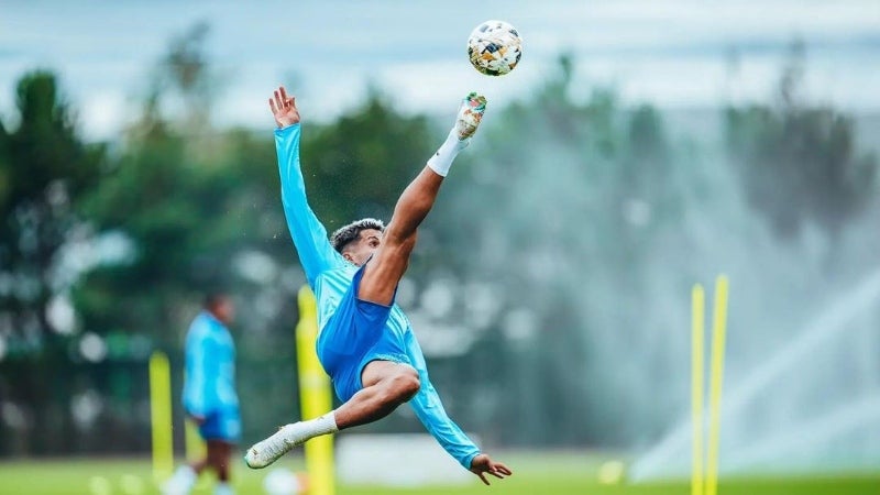 Joao entrenando con el Manchester City