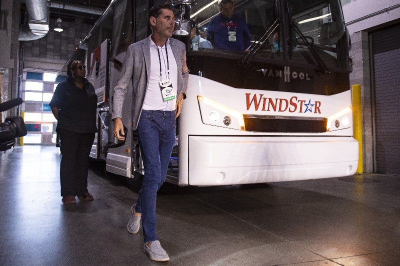 Fernando Hierro como Director Deportivo de Chivas 