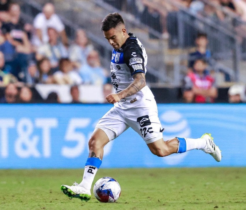 Jugador de Gallos Blancos 