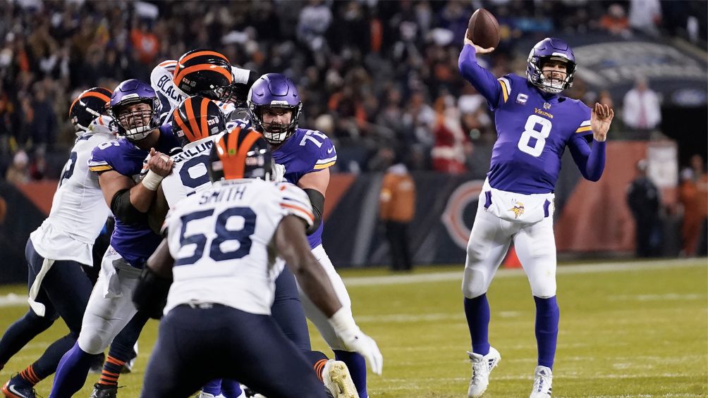 Kirk en un partido con los Vikings