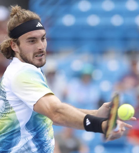 Stefanos Tsitsipas durante el juego