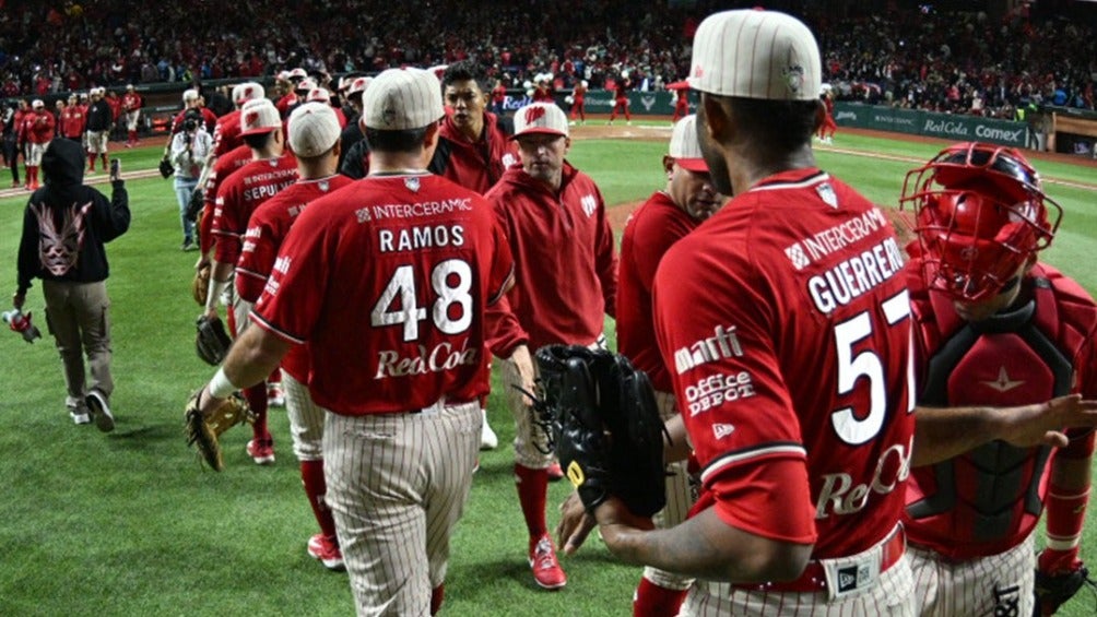 Diablos tras vencer a Pericos en el Juego 1