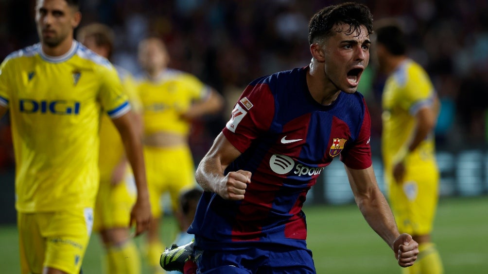 Pedri en celebración de gol ante Cádiz