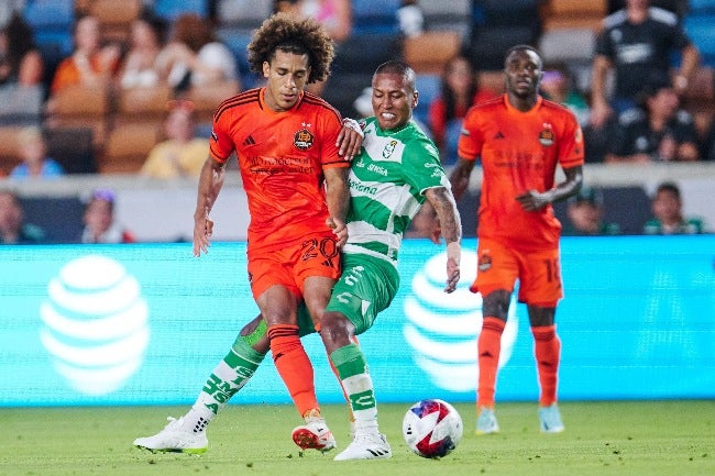 Aquino durante un partido de la Leagues Cup