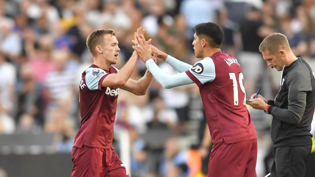 Edson Álvarez debuta en la Premier y West Ham vence en casa a Chelsea