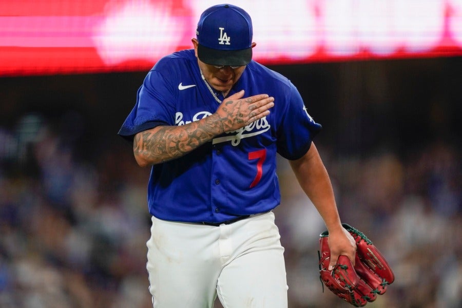 Julio Urías abrirá hoy temporada 2023 de las Grandes Ligas - Noro