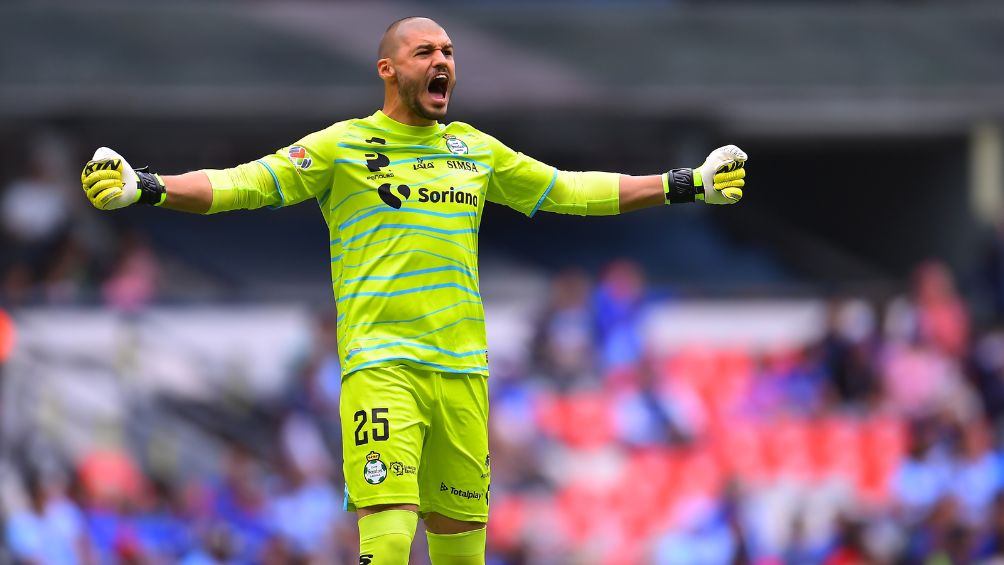 Gibran Lajud celebra el empate ante Cruz Azul